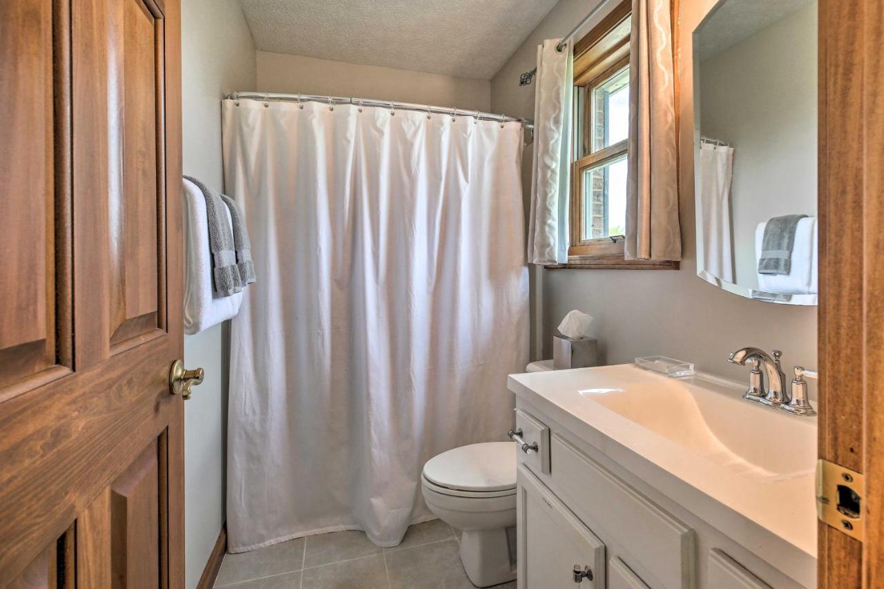 Blue Moon Cottage With Amazing Views Of 5 Counties Danville Exterior foto