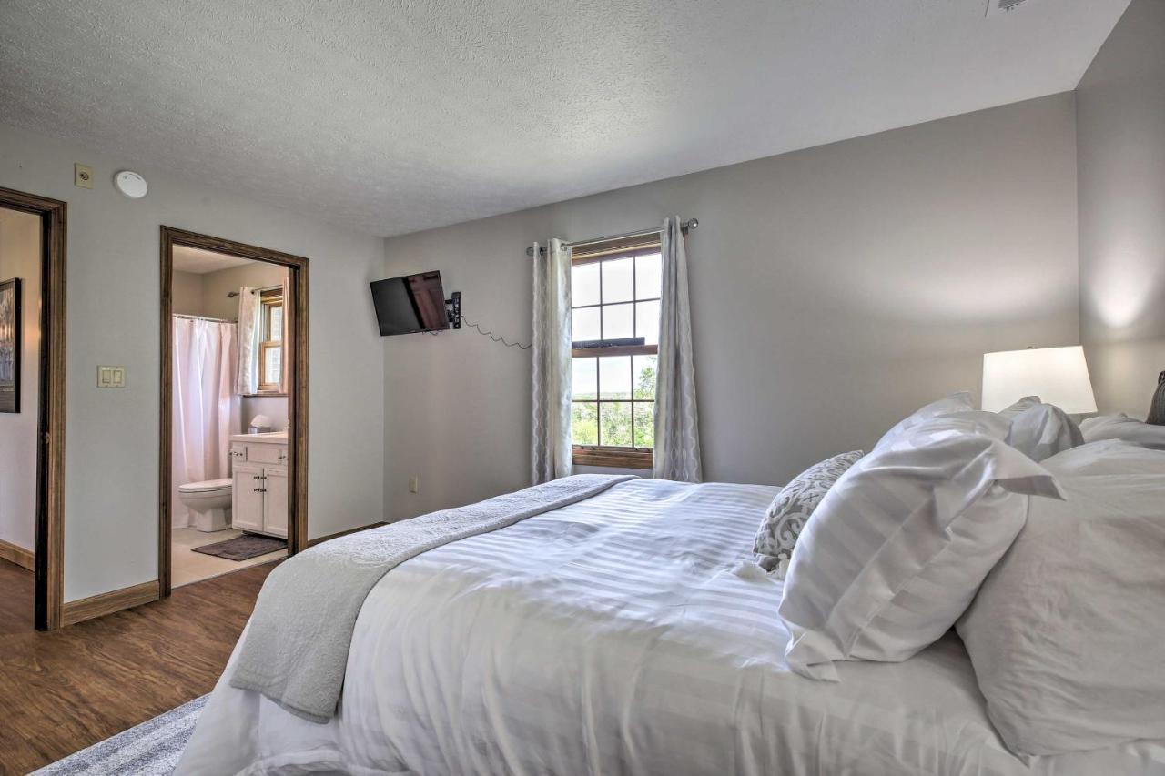 Blue Moon Cottage With Amazing Views Of 5 Counties Danville Exterior foto