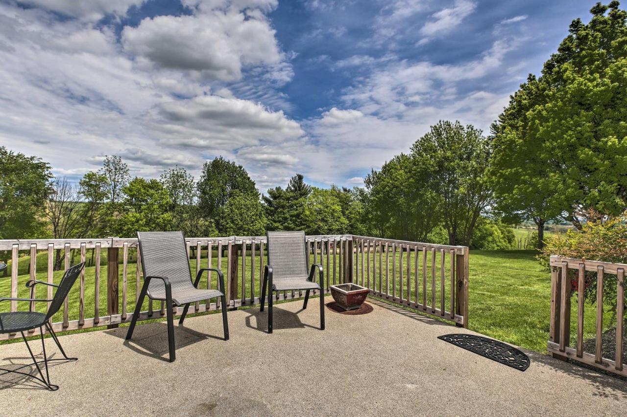 Blue Moon Cottage With Amazing Views Of 5 Counties Danville Exterior foto